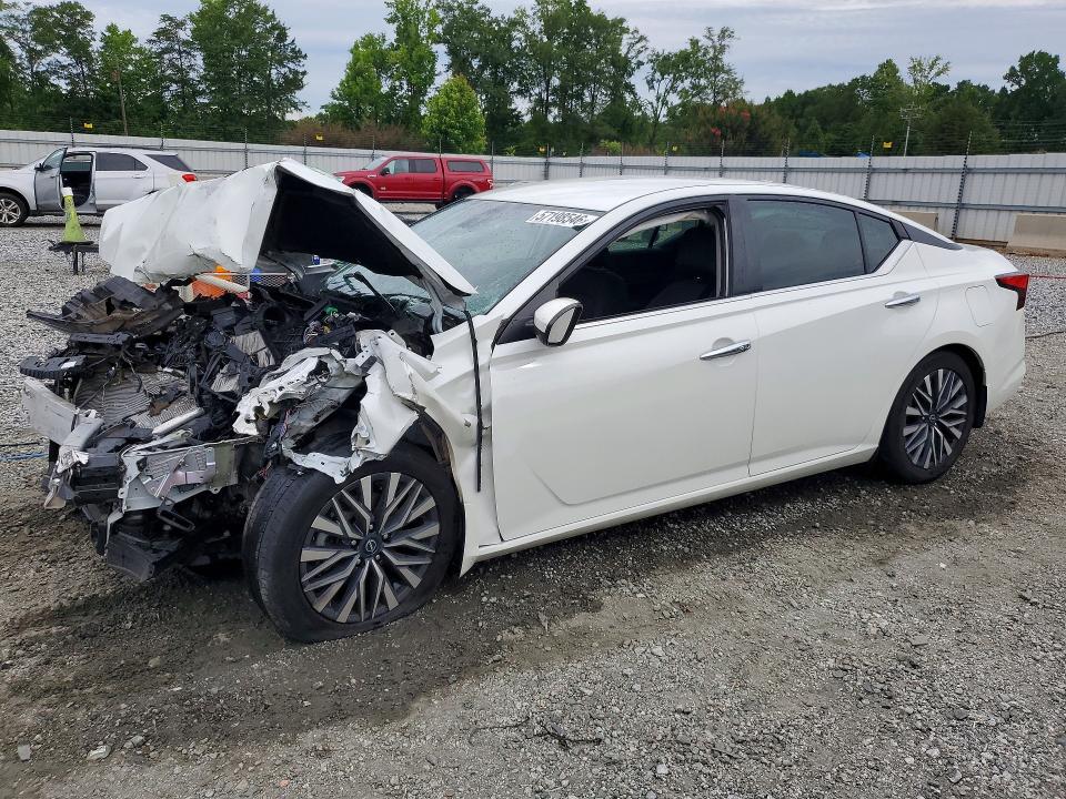 NISSAN ALTIMA 2023 with VIN 1N4BL4DV4PN414172 - Photo from auction