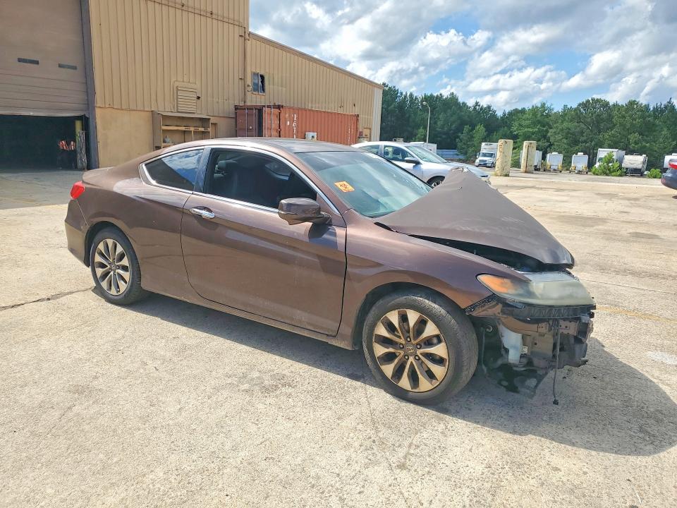 Photo 4 from auction – 2014 HONDA ACCORD with VIN 1HGCT1B82EA016295