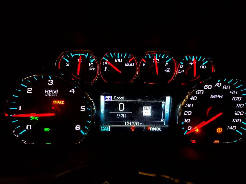 Photo 9 from auction – 2019 CHEVROLET SUBURBAN with VIN 1GNSKHKC4KR387702