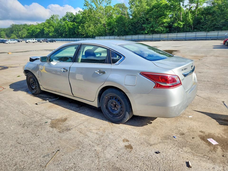 Photo 2 from auction – 2013 NISSAN ALTIMA with VIN 1N4AL3AP6DN522655