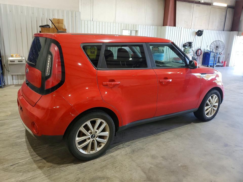 Photo 3 from auction – 2019 KIA SOUL with VIN KNDJP3A53K7657834