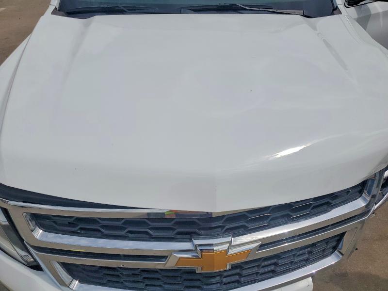 Photo 12 from auction – 2019 CHEVROLET SUBURBAN with VIN 1GNSCHKC0KR258627