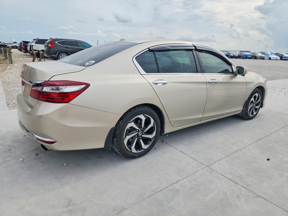 Photo 3 from auction – 2016 HONDA ACCORD with VIN 1HGCR2F09GA226386