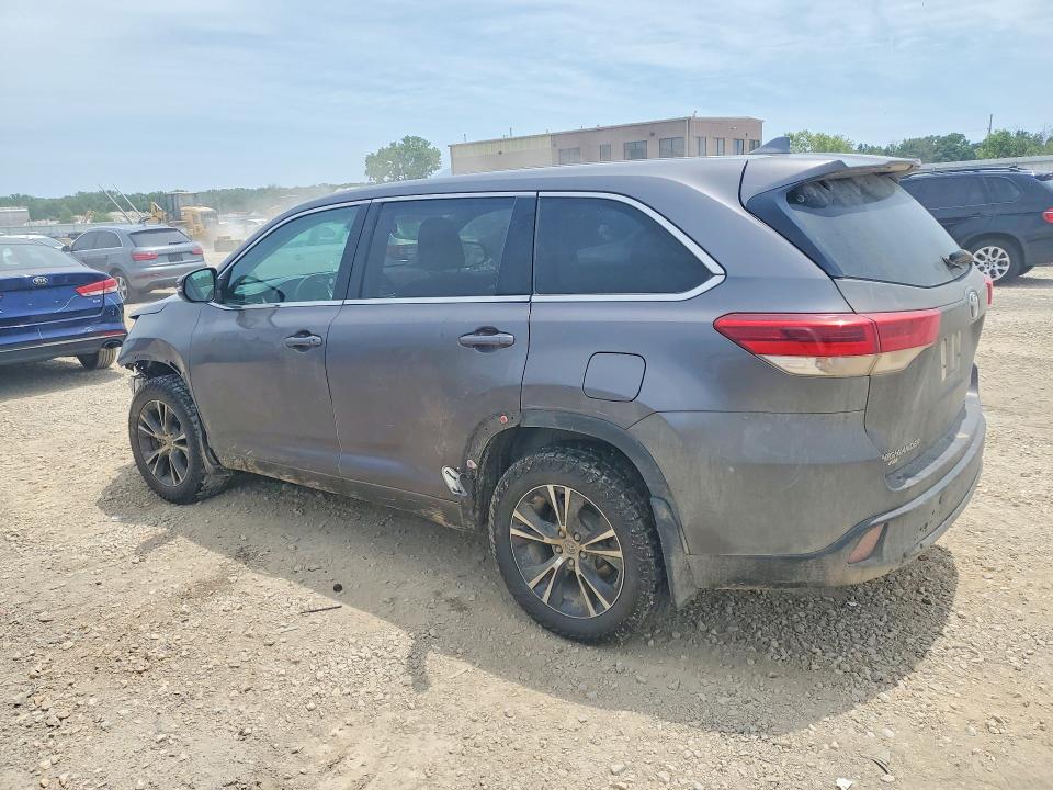 Photo 2 from auction – 2018 TOYOTA HIGHLANDER with VIN 5TDBZRFHXJS867193