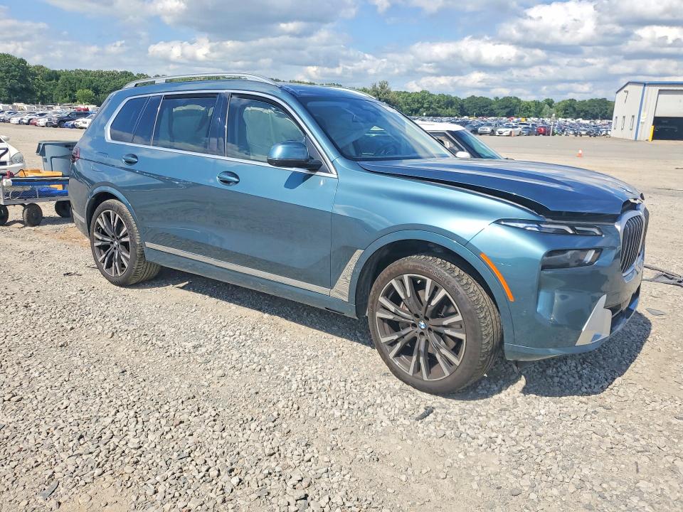 Photo 4 from auction – 2023 BMW X7 with VIN 5UX23EM01P9R09411
