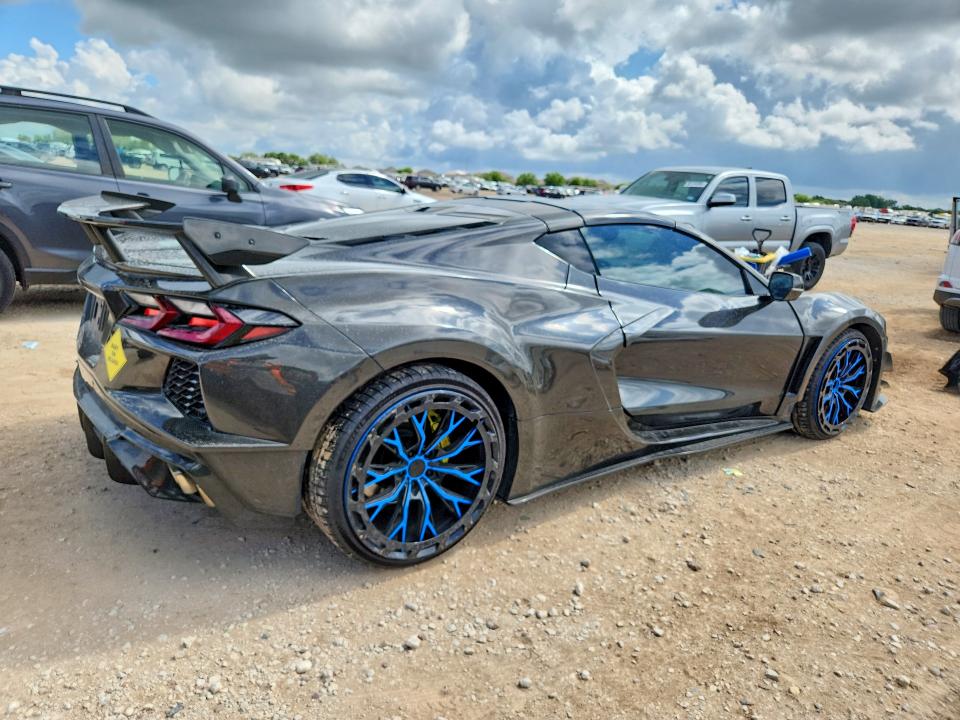 صورة رقم 3 من المزاد - 2021 CHEVROLET CORVETTE مع VIN 1G1YB2D49M5118751