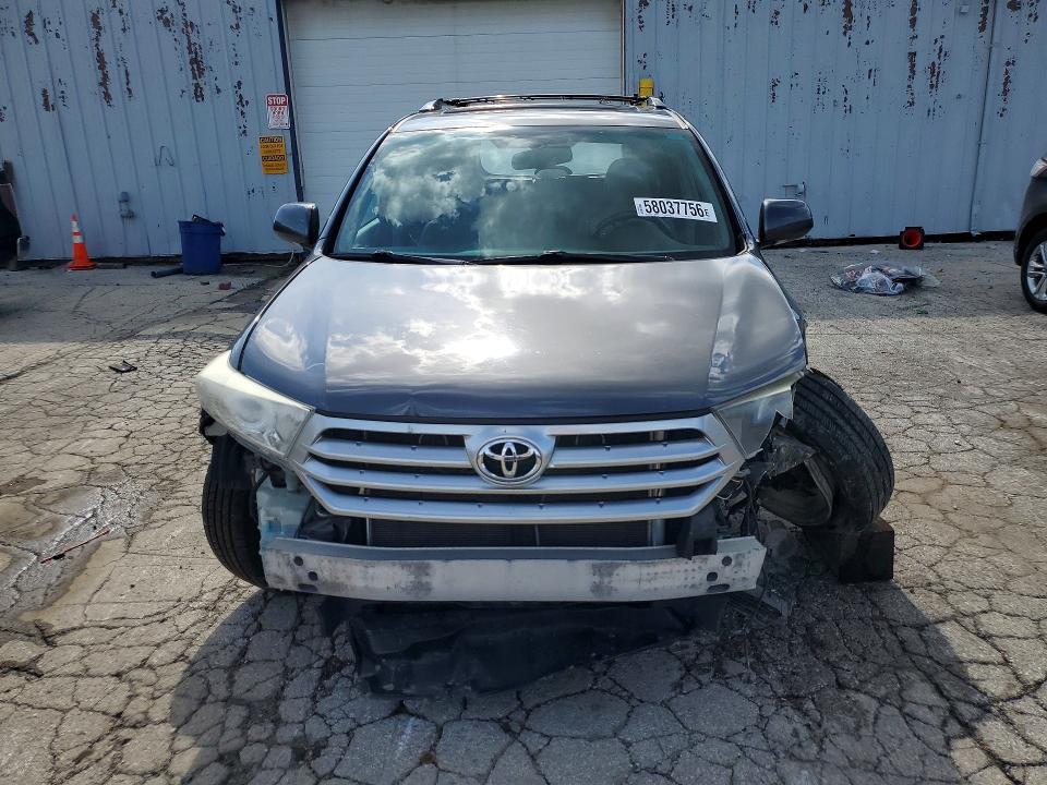 Photo 5 from auction – 2012 TOYOTA HIGHLANDER with VIN 5TDDK3EH2CS112134
