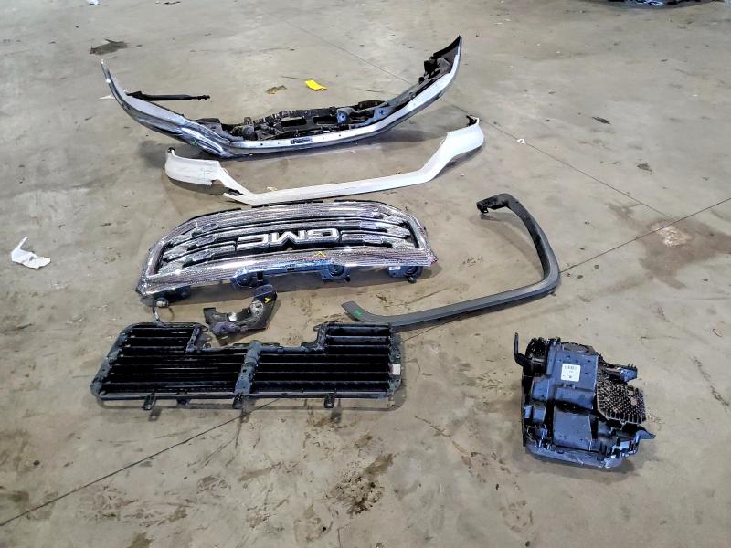 Photo 12 from auction – 2018 GMC SIERRA with VIN 3GTU2NEC8JG633032