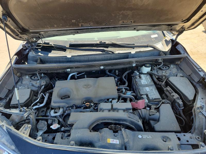 Photo 11 from auction – 2021 TOYOTA RAV4 with VIN 2T3W1RFV1MC105907
