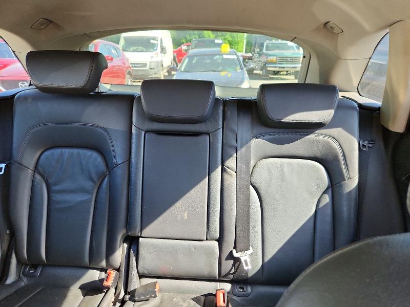 Photo 10 from auction – 2010 AUDI Q5 with VIN WA1CKAFP3AA077792