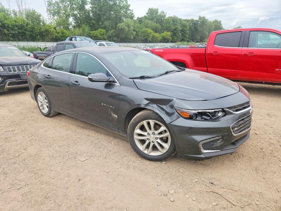 Photo 4 from auction – 2017 CHEVROLET MALIBU with VIN 1G1ZE5ST5HF253801