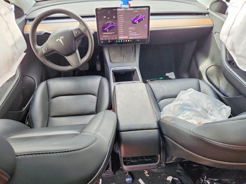 Photo 8 from auction – 2022 TESLA MODEL Y with VIN 7SAYGDEE7NF407240