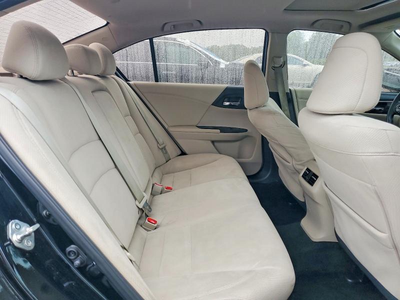 Photo 10 from auction – 2016 HONDA ACCORD with VIN 1HGCR2F75GA003517