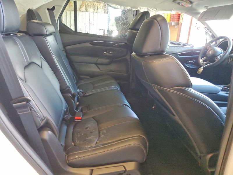 Photo 11 from auction – 2025 HONDA PILOT with VIN 5FNYG1H7XSB012439