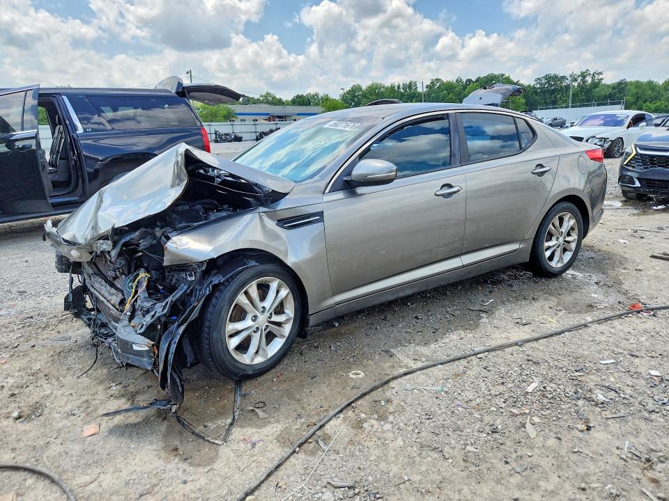 KIA OPTIMA 2013 with VIN 5XXGN4A71DG109137 - Photo from auction