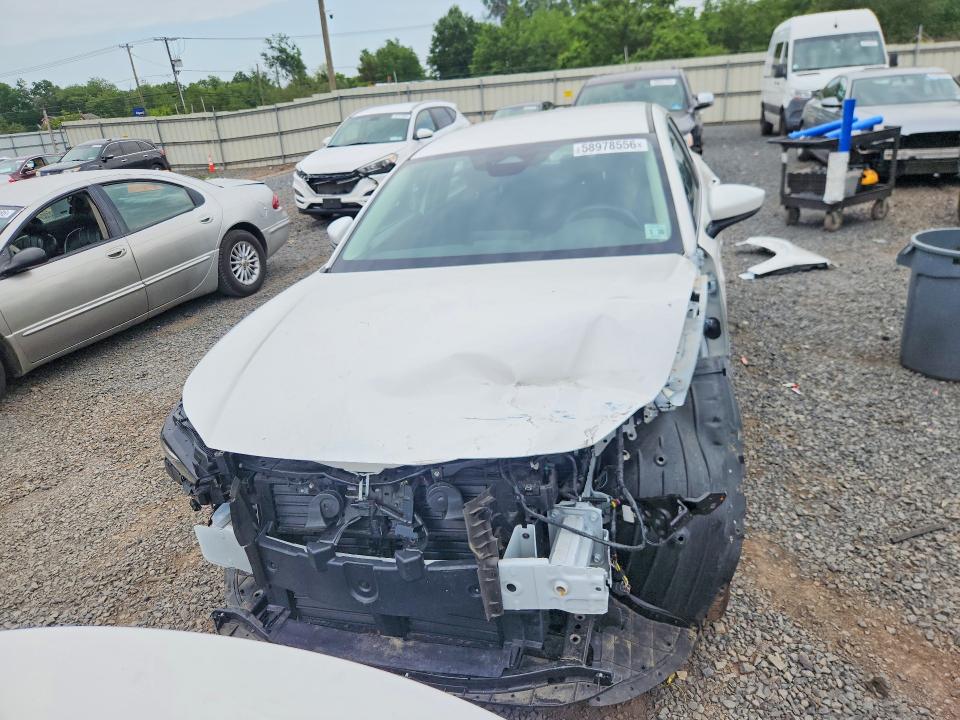 Photo 5 from auction – 2025 MAZDA CX-30 with VIN 3MVDMBAMXSM796161