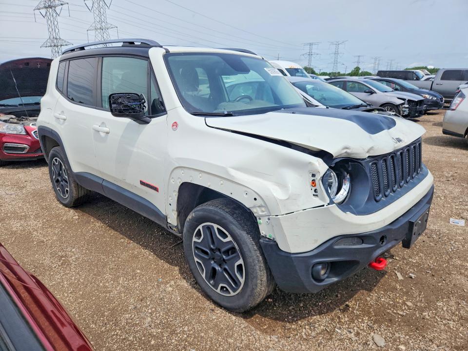 Photo 4 from auction – 2015 JEEP RENEGADE with VIN ZACCJBCT4FPB28207
