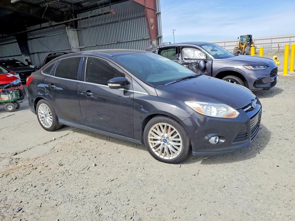 Zdjęcie 4 z aukcji – 2012 FORD FOCUS z VIN 1FAHP3H22CL131283