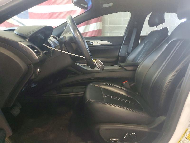 Photo 7 from auction – 2017 LINCOLN MKZ with VIN 3LN6L5A98HR611929