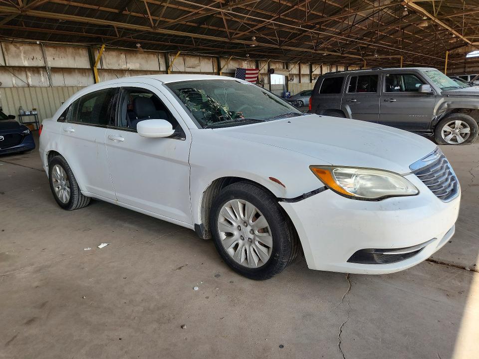 Photo 4 from auction – 2012 CHRYSLER 200 with VIN 1C3CCBAB9CN256715
