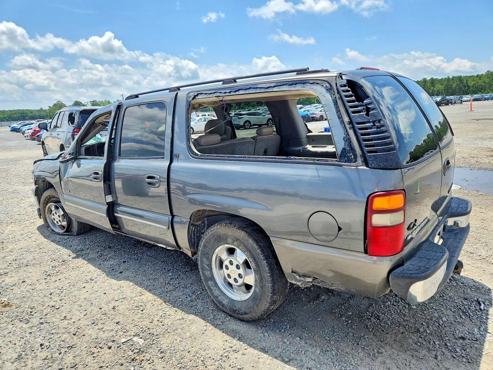 Photo 2 from auction – 2000 CHEVROLET SUBURBAN with VIN 3GNFK16T4YG116599