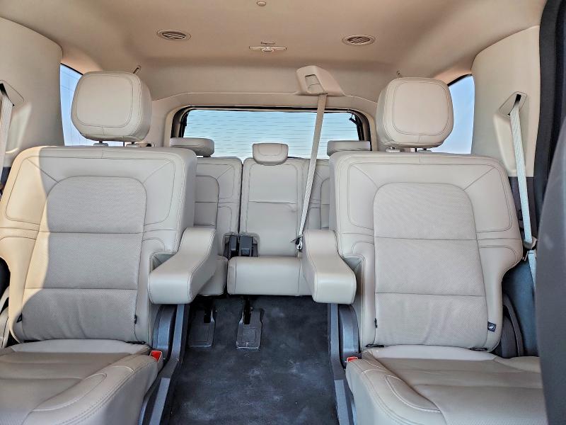 Photo 10 from auction – 2024 LINCOLN NAVIGATOR with VIN 5LMJJ2NG4REL23351