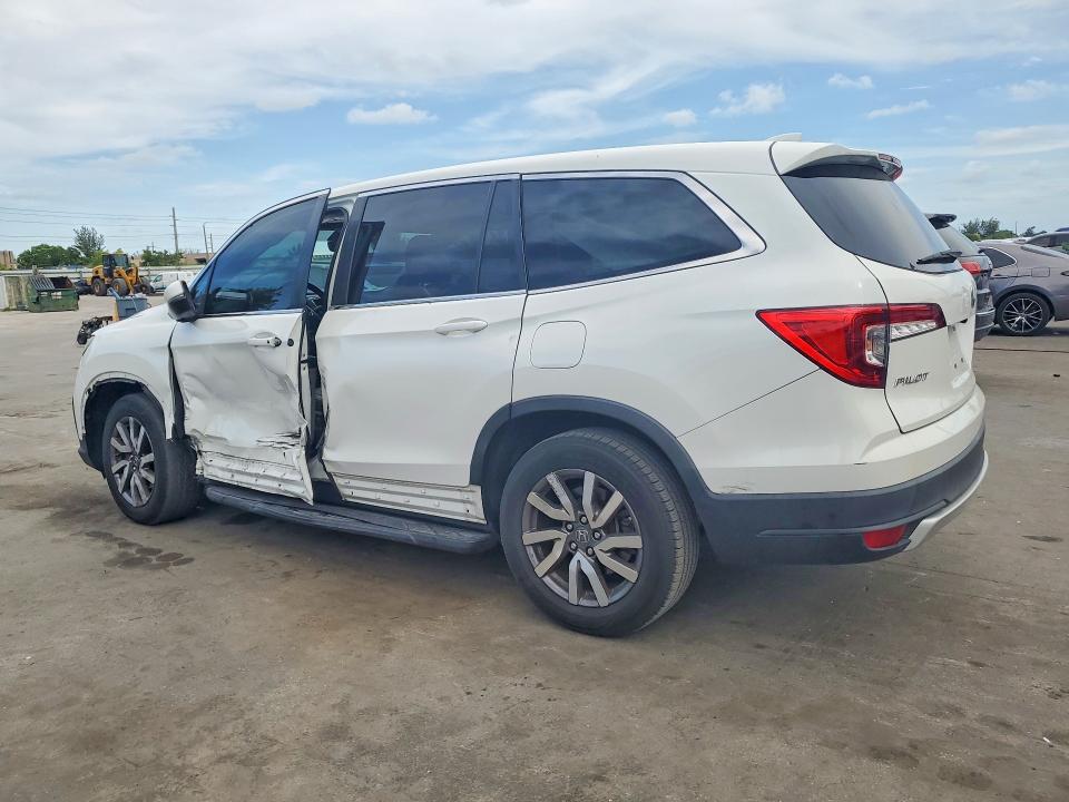 Photo 2 from auction – 2022 HONDA PILOT with VIN 5FNYF5H57NB000343