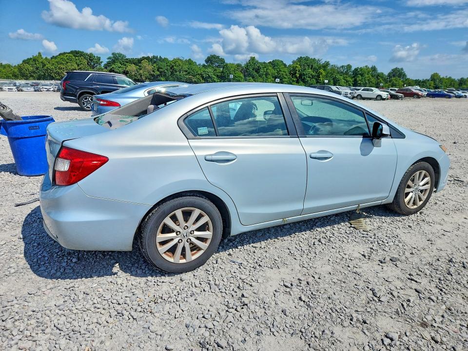 Photo 3 from auction – 2012 HONDA CIVIC with VIN 2HGFB2F86CH520119