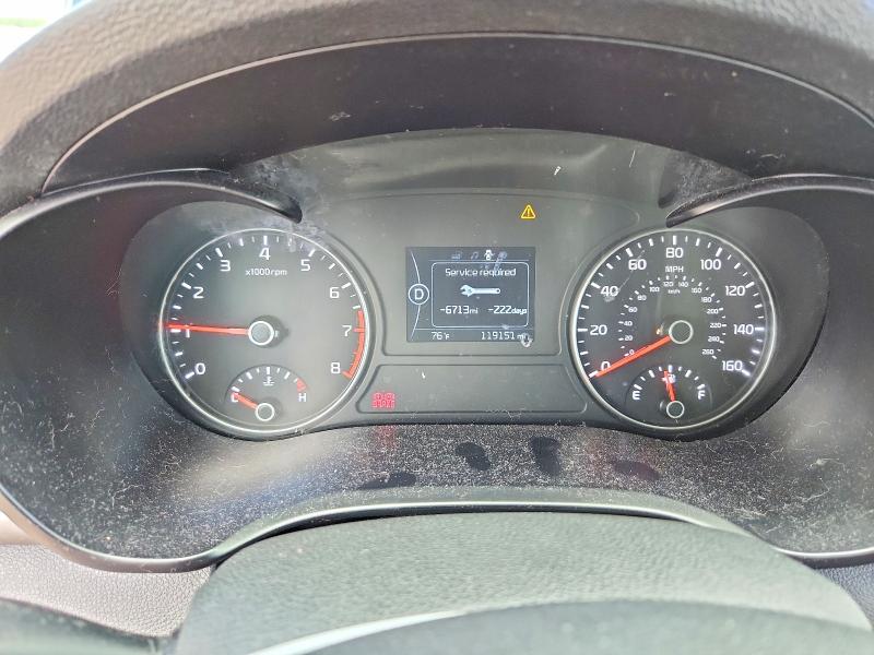 Photo 9 from auction – 2018 KIA OPTIMA with VIN 5XXGT4L34JG214413