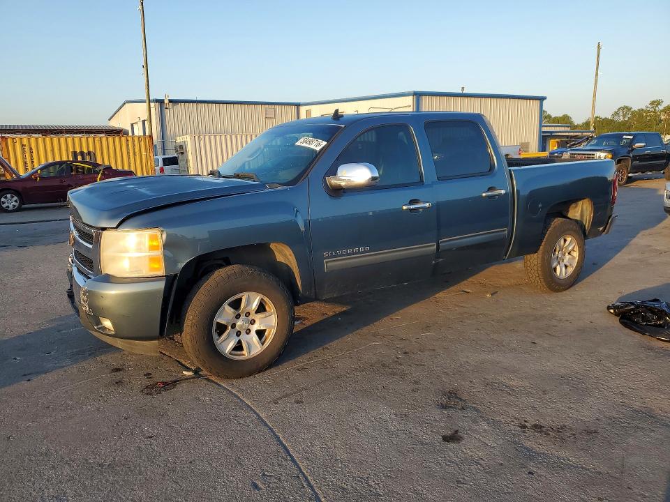 CHEVROLET SILVERADO 2010 with VIN 3GCRCSEA2AG138390 - Photo from auction