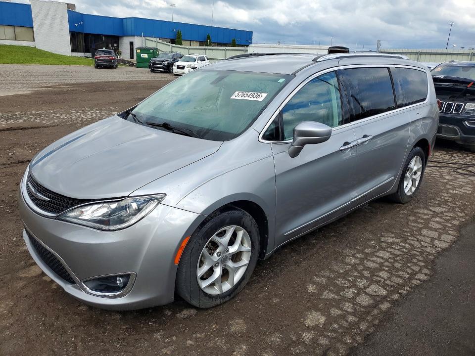CHRYSLER PACIFICA 2017 z numerem VIN 2C4RC1EG3HR614150 - Zdjęcie z aukcji