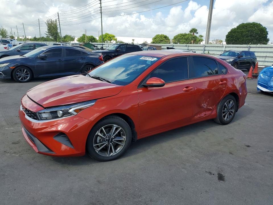 Photo 1 from auction – 2024 KIA FORTE with VIN 3KPF24AD3RE716215