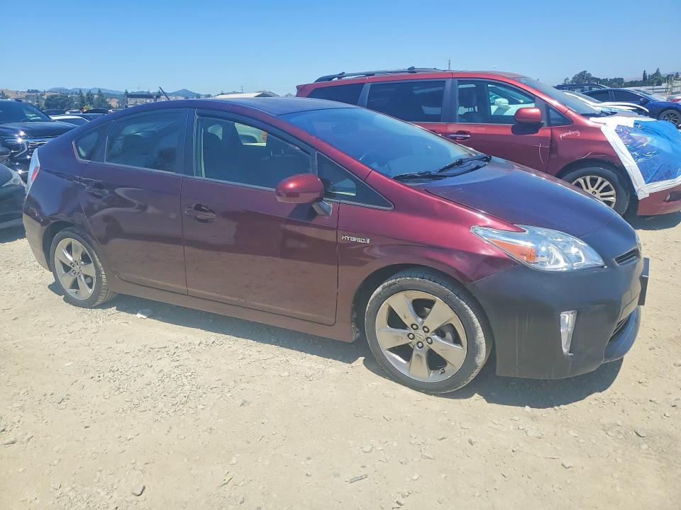Photo 4 from auction – 2013 TOYOTA PRIUS with VIN JTDKN3DU4D5610372