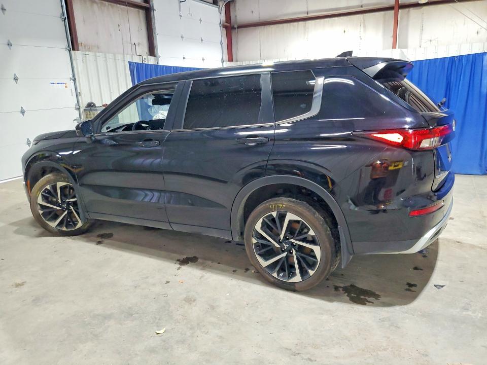 Photo 2 from auction – 2024 MITSUBISHI OUTLANDER with VIN JA4J4VA82RZ032283