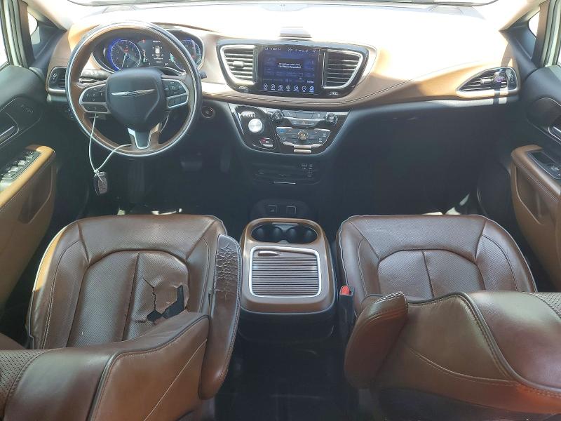 Photo 8 from auction – 2017 CHRYSLER PACIFICA with VIN 2C4RC1GG0HR529246