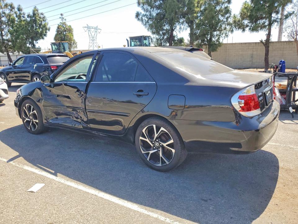 Photo 2 from auction – 2006 TOYOTA CAMRY with VIN 4T1BE32K76U740989