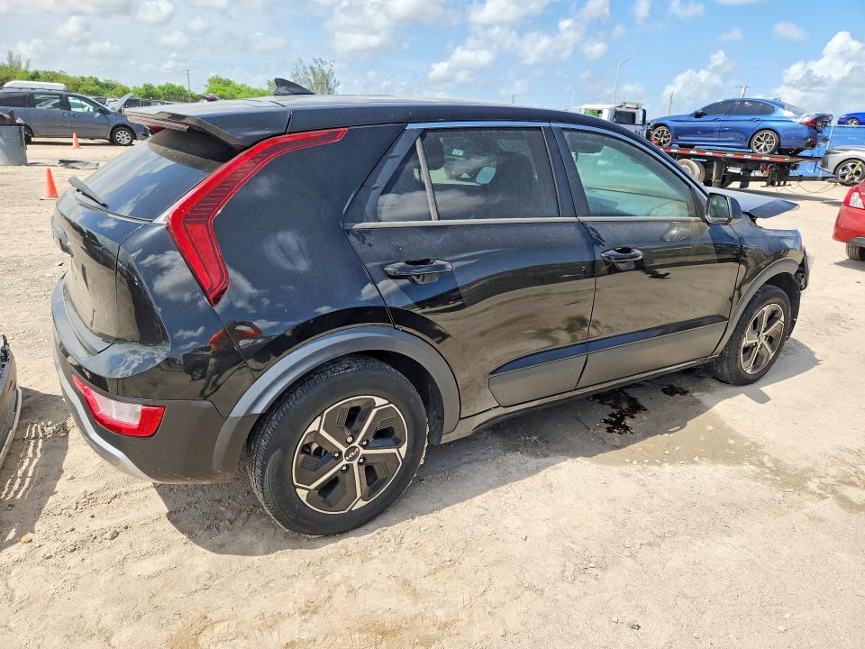 Photo 3 from auction – 2023 KIA NIRO with VIN KNDCP3LE6P5115958