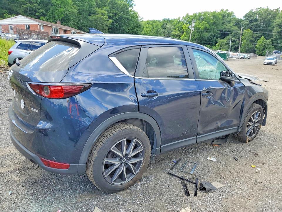 Photo 3 from auction – 2018 MAZDA CX-5 with VIN JM3KFACM9J1376842