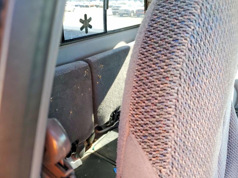 Photo 10 from auction – 1998 DODGE DAKOTA with VIN 1B7GG22YXWS744095