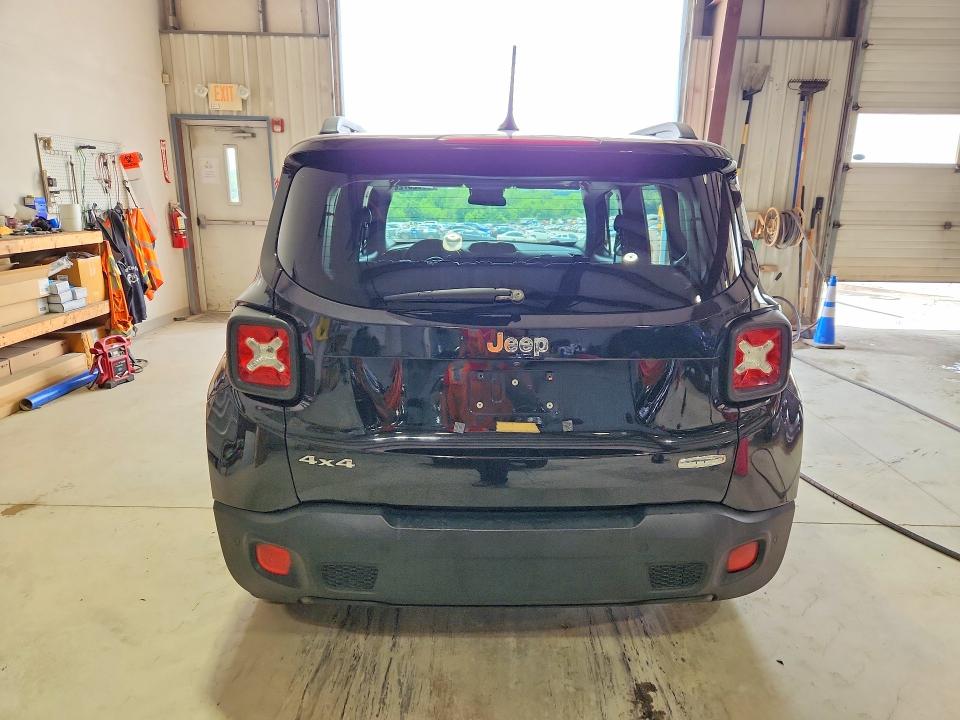 Фото 6 с аукциона – 2016 JEEP RENEGADE с VIN ZACCJBBT2GPC61034