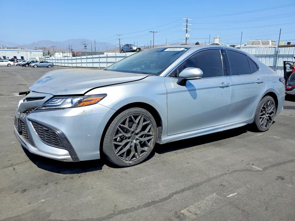 TOYOTA CAMRY 2022 with VIN 4T1K31AK2NU571653 - Photo from auction
