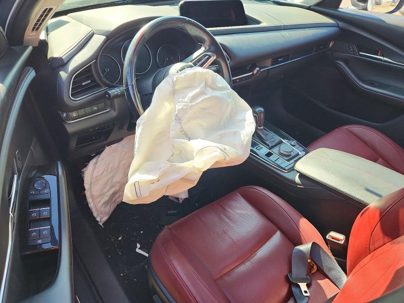Photo 8 from auction – 2023 MAZDA CX-30 with VIN 3MVDMBCMXPM578984