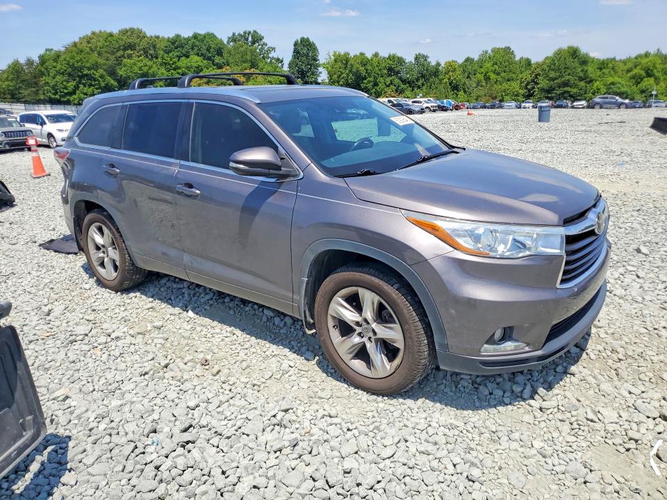 Photo 4 from auction – 2015 TOYOTA HIGHLANDER with VIN 5TDDKRFH4FS124291