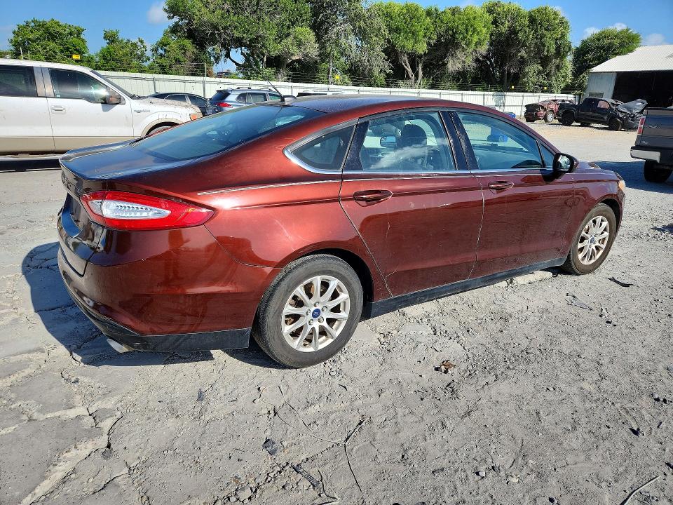 Photo 3 from auction – 2016 FORD FUSION with VIN 3FA6P0G75GR214331
