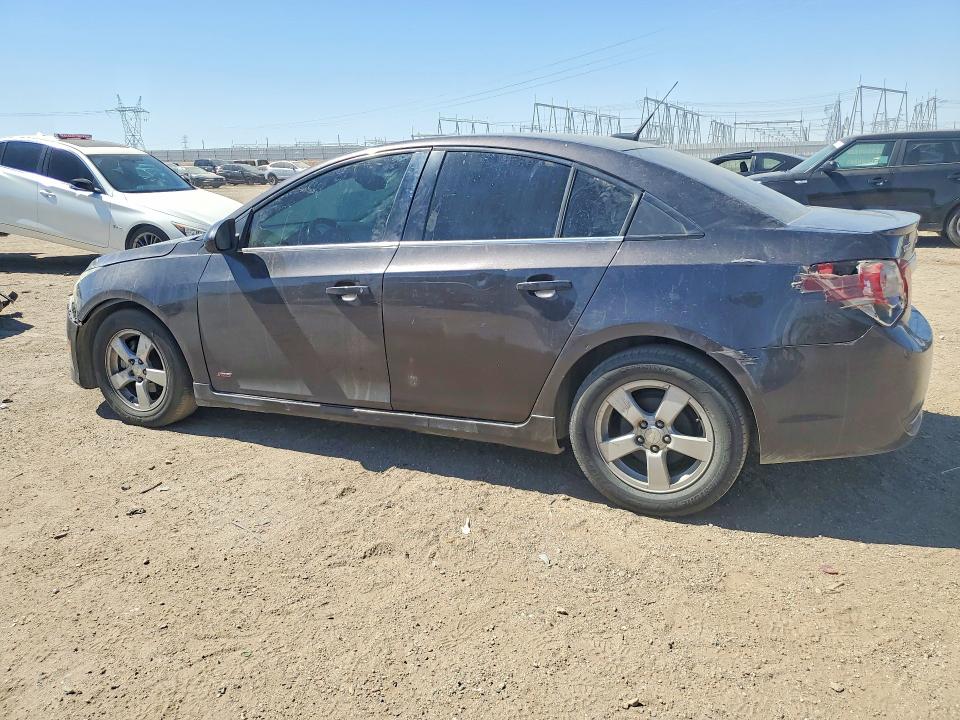 Photo 2 from auction – 2014 CHEVROLET CRUZE with VIN 1G1PC5SBXE7410409