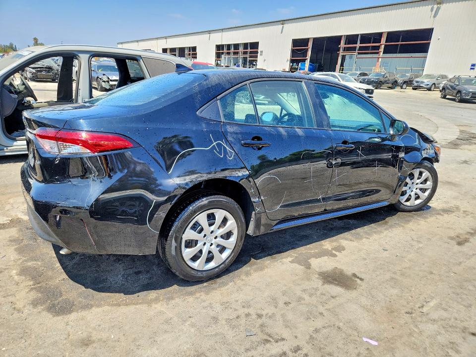 Photo 3 from auction – 2025 TOYOTA COROLLA with VIN 5YFB4MDE3SP277986