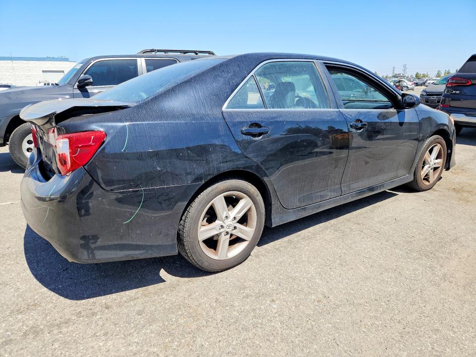 Zdjęcie 3 z aukcji – 2012 TOYOTA CAMRY z VIN 4T1BF1FK8CU570939