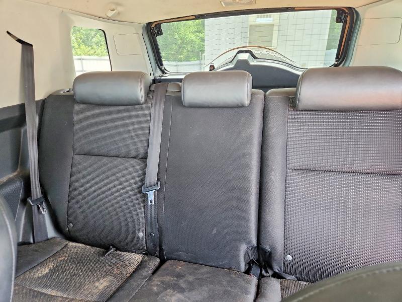 Photo 10 from auction – 2010 TOYOTA FJ CRUISER with VIN JTEZU4BF4AK008656