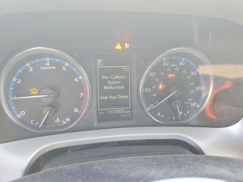 Photo 9 from auction – 2017 TOYOTA RAV4 with VIN 2T3DFREV3HW634709
