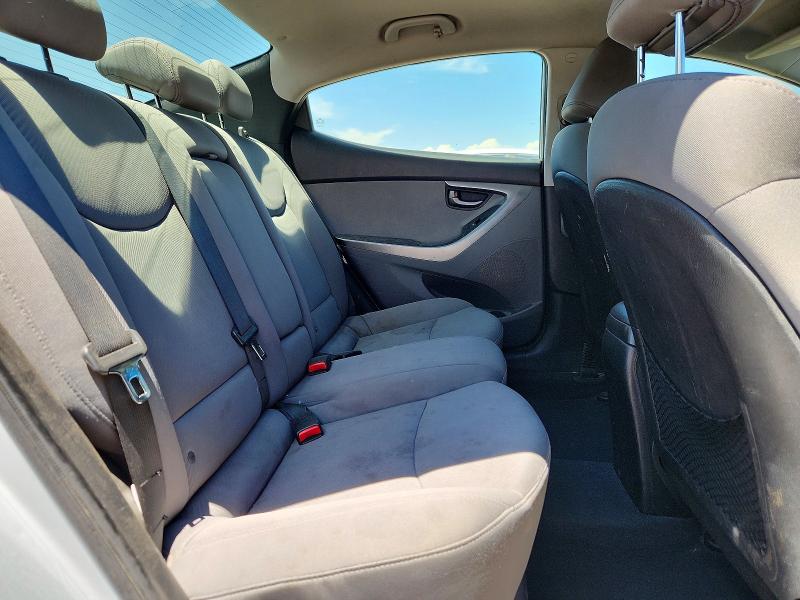 Photo 10 from auction – 2012 HYUNDAI ELANTRA with VIN 5NPDH4AE9CH080742